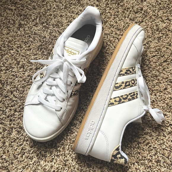 Adidas Grand Court - Picture 1 of 5